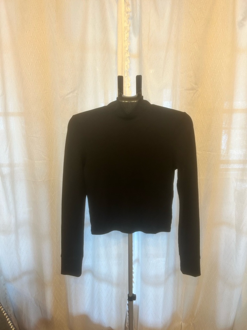 American Eagle Outfitters Black Long-Sleeve Mock Neck Top